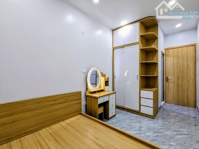 BÁN NHÀ PHỐ CÁT LINH – 5 TẦNG MỚI, GIÁ CHỈ 4.9 TỶ XÁCH VALI VỀ Ở - 4