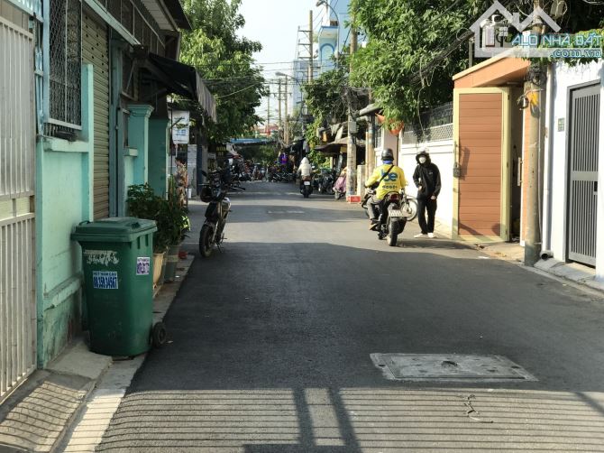 NHÀ GẦN 250M2 HẺM XE HƠI ĐƯỜNG BÙI VĂN BA, Q7 – NHỈNH 4,x TỶ - 5
