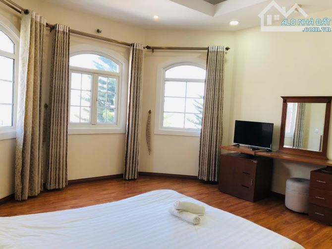 VILLA SÂN VƯỜN 434M2 NGANG 21M, 10P 11WC 2 MẶT TIỀN HẺM ÔTÔ TRIỆU VIỆT VƯƠNG P4 GIÁ 24 TỶ - 5