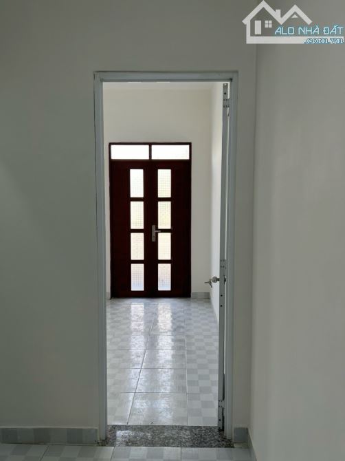 Mặt tiền Lê Quang Định P.1, 3 tầng 80m2,  giáp ranh bình thạnh, dòng tiền 32tr/th - 5