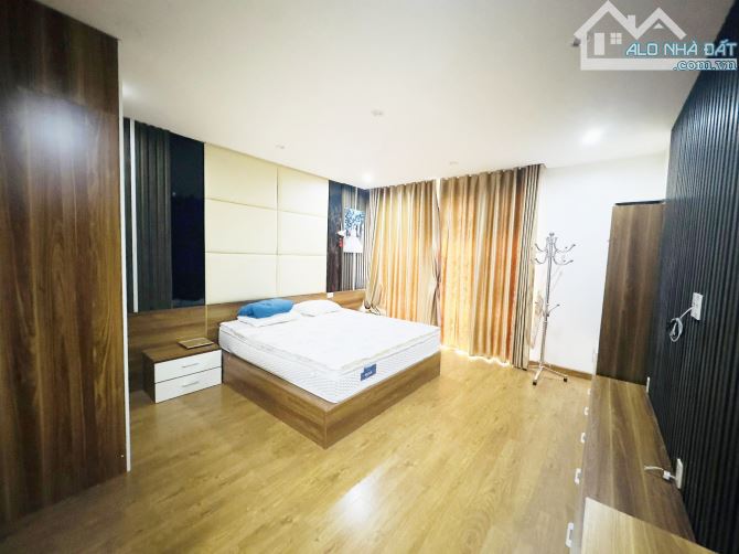 Nhà đẹp gốc dân khu TĐC Đằng Hải - Tuyến 3 Lê Hồng Phong. DT 81m2 x 4T. Hướng ĐN - 5