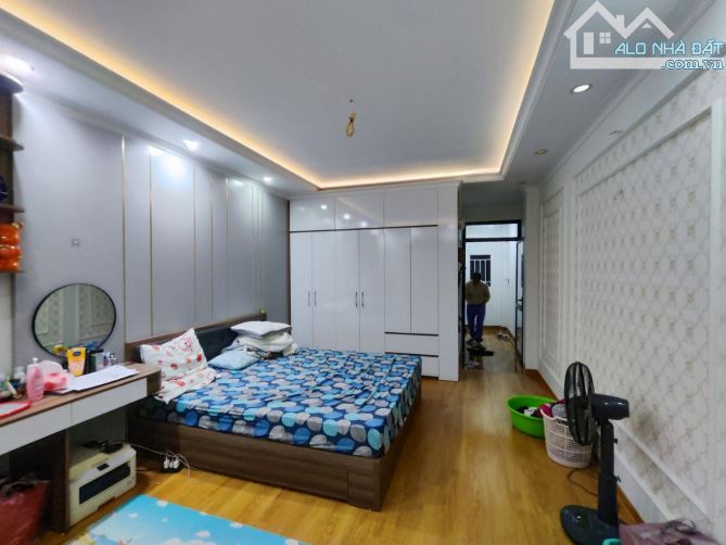 Mỹ Đình. 38m. 6 tầng. Nhà đẹp. Thoáng.Full nội thất. Nhỉnh 8tỷ - 5