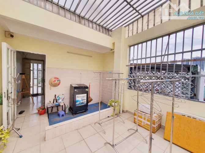 Bán Nhà Đẹp 4 Lầu ,4PN ,Đường Số Lâm Văn Bền,Quận 7 - 5