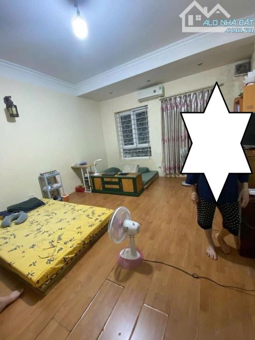 Cần bán gấp nhà phân lô phố Xuân Thủy 61m2, 4T, mt 9m, gần phố, kinh doanh - 5