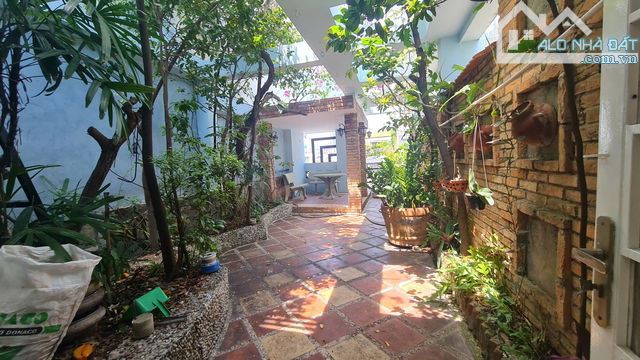 BÁN NHÀ MẶT TIỀN - ĐƯỜNG 41 - GẦN HOÀNG DIỆU - QUẬN 4 - 5 TẦNG  - DT 4 x 15 - CHỈ 30 TỶ - 3