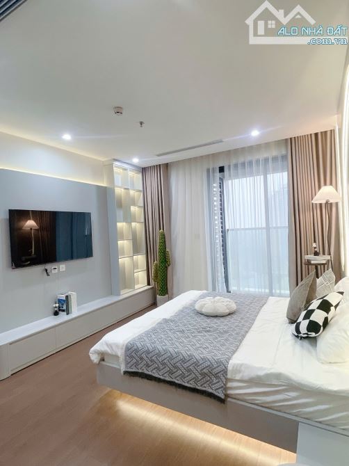 Cho thuê chung cư Golden Palace Mễ Trì, 86m2, 2 phòng ngủ, full đồ giá 14 tr/th - 6
