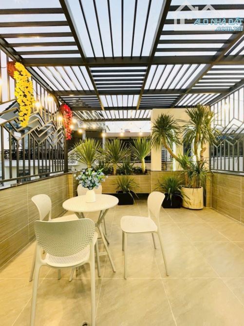 HẺM XE HƠI - 5 TẦNG THANG MÁY - 80M2- 4X20M - GẦN MẶT TIỀN QUANG TRUNG - 6