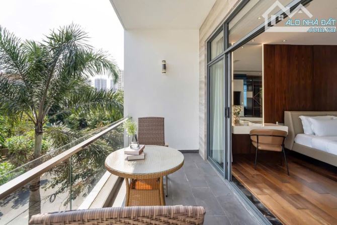Bán biệt thự siêu đẹp view LM81, Phường An Phú, Quận 2. DT: 10x17m, hầm 3T, có thang máy - 6