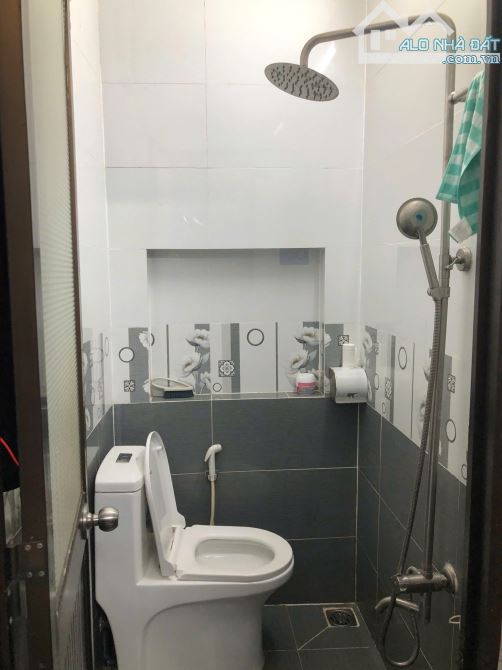 BÁN NHÀ 3 LẦU NGUYỄN VĂN NGHI – HẺM XE HƠI – 40M² – GIÁ CHỈ 3.52 TỶ - 6