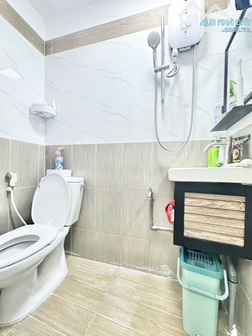 Nguyên căn full nội thất  2 mặt hẻm xe tải tiện kinh doanh đa ngành - 6
