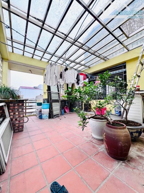 MẶT TIỀN 6M PHỐ VÍP NGUYÊN HỒNG, ĐỐNG ĐA, HIẾM NHÀ BÁN, VỈA HÈ RỘNG, 47M2 x 5T GIÁ 28 TỶ - 6