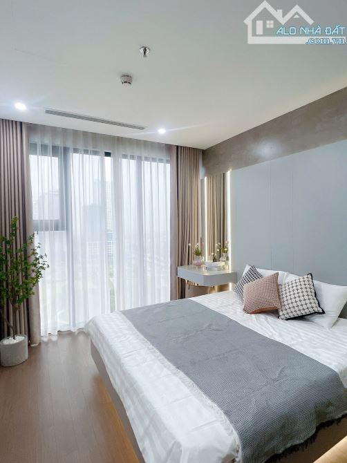 Cho thuê chung cư Golden Palace Mễ Trì, 86m2, 2 phòng ngủ, full đồ giá 14 tr/th - 7