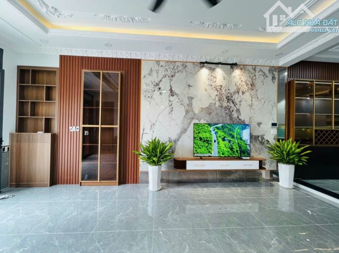 Nhà mặ tiền kinh doanh gần làng đại học Quốc gia, full nội thất, 1798 Dĩ An - 7