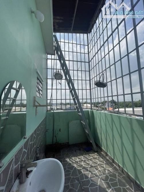 NHÀ 3 tầng NGAY ĐÔNG THẠNH 8 GẦN CHỢ GẤU 4X15 THÔNG SỐ ĐẸP GIÁ RẺ KHÔNG TƯỞNG - 9