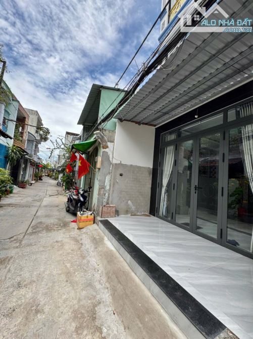 ✨ 4 TẦNG 45M2 (Ngang 4M x Dài 11.5M) SÁT CHỢ GÒ XOÀI, HẺM 6M THÔNG XE HƠI NGỦ NHÀ - 5,7 TỶ - 9