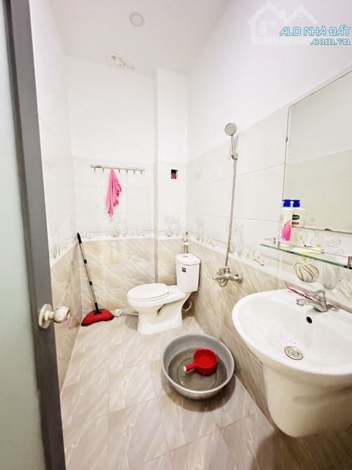 cần bán, VỊ TRÍ ĐẸP, Hiệp Thành Quận 12, dt 65 × 3TẦNG, giá siêu rẻ, chỉ 5.2 tỷ - 9