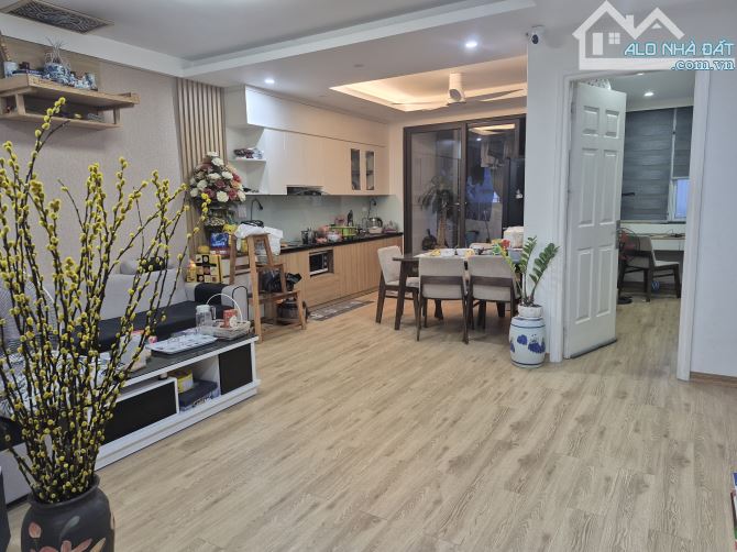CỰC HIẾM CĂN HỘ PENHOUSE 3 NGỦ TUYỆT ĐẸP LÔ GÓC FORDACON MỖ LAO TRẦN PHÚ  ĐÔNG 140m 6.1 TỶ