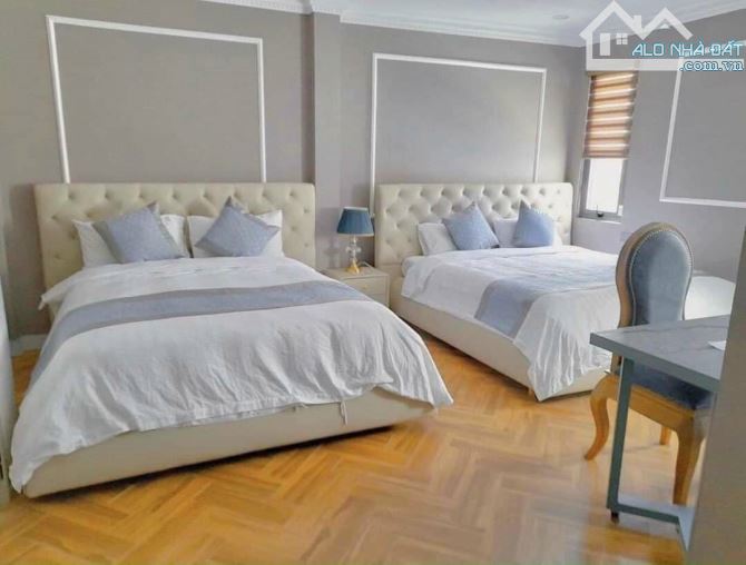 Bán Khách Sạn 5 Tầng Mặt Tiền Trưng Trắc Ngay Bãi Trước 216m2 chỉ 45tỷ