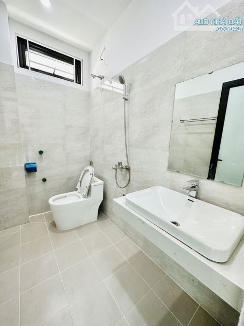 BÁN NHÀ THUỴ PHƯƠNG 5 TẦNG MỚI THÔNG THOÁNG GẦN PHỐ - 2