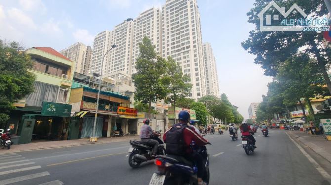 Bán nhà MTKD ngay TT hành chính Q.8 - Tạ Quang Bửu, Dương Quang Đông - 4 tầng - 5x20m -