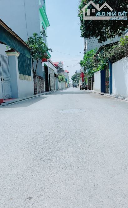 SIÊUu PHẨM LÔ GÓC NGÕ THÔNG Ô TÔ NGỦ TRONG ĐẤT 60M HẢI BỐI _ĐÔNG ANH ZÁ ĐẸP