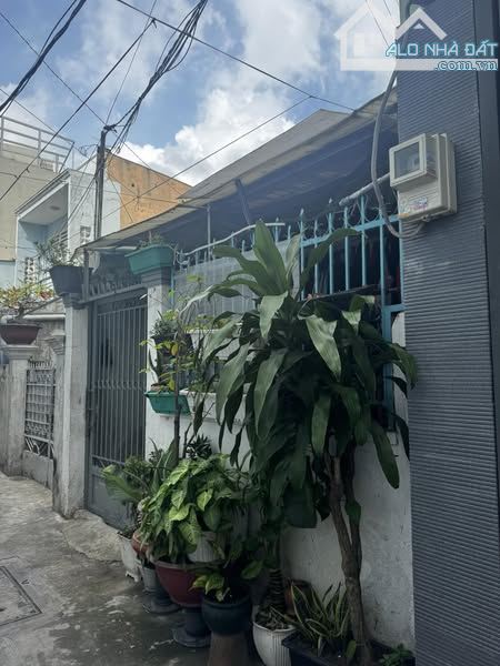 Trung tâm Gò Vấp, nhà cấp 4, 2 mặt tiền 70m2 (4m x17.5m), giá chỉ 4.7 tỷ