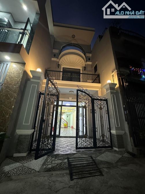 Bán nhà 1 trệt 1 lầu Vĩnh Lộc A Bình Chánh, shr ,diện tích 90m2 shr