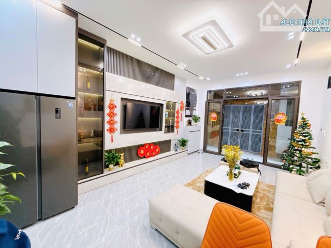 🏡 BÁN NHÀ PHÂN LÔ - TRIỀU KHÚC, THANH XUÂN – NHÀ MỚI 5 TẦNG – GIÁ 6.5 TỶ