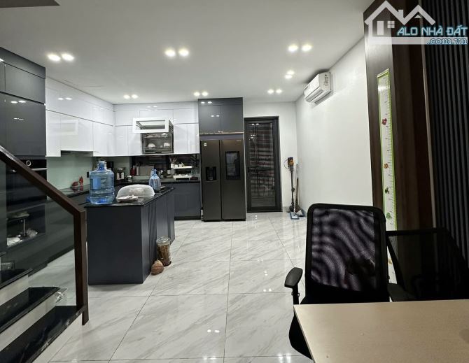 Bán Gấp Liền Kề Giá Tốt Nhất KĐT Văn Khê 85m2 ,Kinh Doanh , Toà Văn Phòng , Trục chính