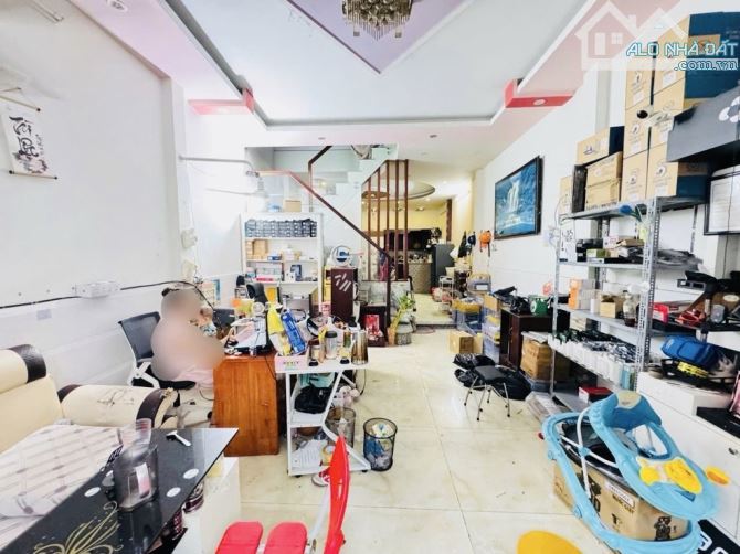 Bán nhà Luỹ Bán Bích, Quận Tân Phú, Giáp Tân Bình, 81m2,2 tầng, giá chỉ 7,35 tỷ TL