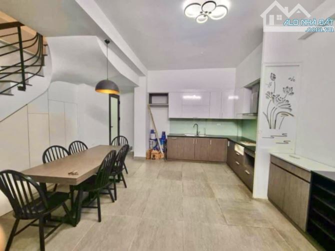 BÁN NHÀ KHƯƠNG ĐÌNH THANH XUÂN 5 TẦNG 6.8 TỶ