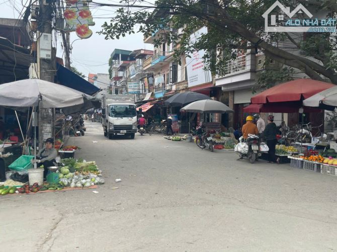 Vừa tiền gần trục chính, cần bán đất Dục Tú Đông Anh, khu dân cư đông đúc, giá 3 tỷ 35