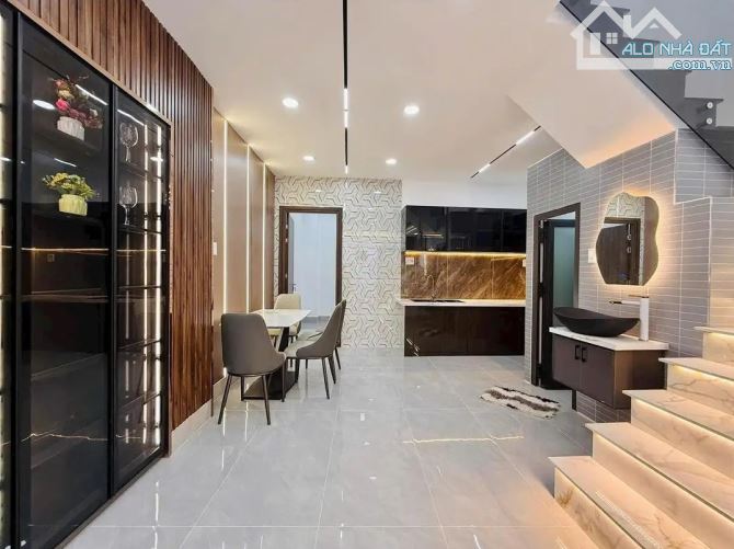 Kế vòng xoay Phú Lâm, 85m² 4,7x20, chỉ với 12 tỷ