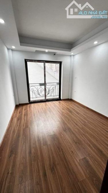 Bán nhà mặt phố Ngô Thì Sỹ, kinh doanh tốt, giá nhỉnh 10 tỷ