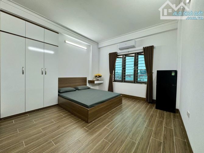 BÁN CHUNG CƯ CĂN HỘ MINI, CẦU GIẤY, 55M², 5 TẦNG, MT 4M , 9 Phòng , DÒNG TIỀN 50tr/thang