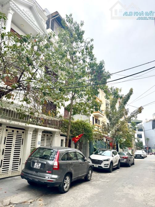 Phố Lâm Hạ, 2 Oto tránh. Nhà 4 tầng DT 80m2 - 1x Tỷ rẻ nhất khu vực