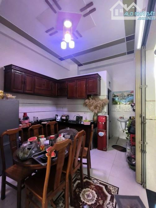 Bán nhà hẻm Trần Hưng Đạo, thông ra Lê Đại Hành, phường Đống Đa, Quy Nhơn