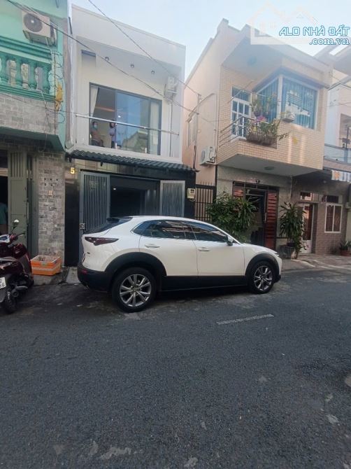 Bán nhà quận 8, gần Tạ Quang Bửu, đường nhựa 12m, 52m2, chỉ 6.x tỷ