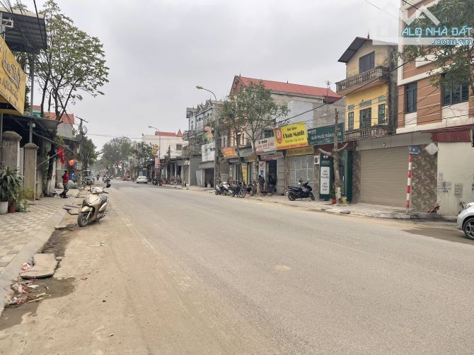 2 tỷ 99 đất lô góc, đường ô tô, cần bán đất Thụy Lâm Đông Anh, xung quanh nhiều tiện ích