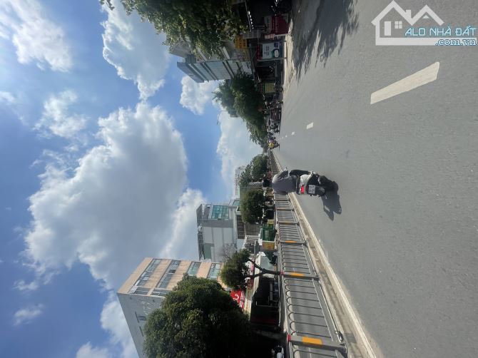 Bán 300m2 Ngang 9,3x32m Mặt Tiền Lê Trọng Tấn-Gần Kênh 19/5-Đối Diện Nội Thất Minh Khôi