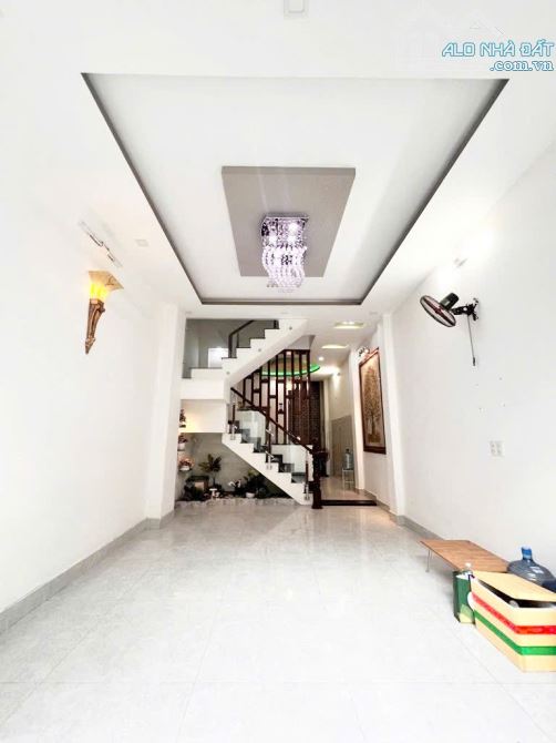 HIỆP BÌNH PHƯỚC - XE HƠI 7 chỗ ngủ nhà 4 PHÒNG NGỦ - 54m2 X3 TẦNG chỉ nhỉnh 5 tỷ
