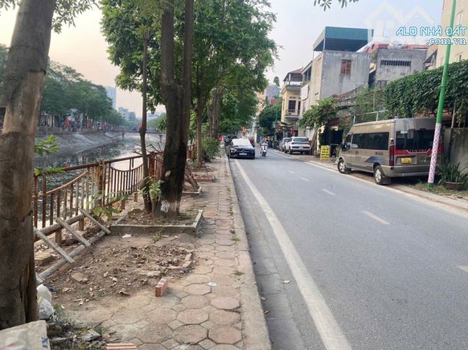 B.Á.N NHÀ PHỐ NGUYỄN CHÍNH - ĐƯỜNG TRƯƠNG ĐỊNH HÀNG XÓM KIM ĐỒNG GIẢI PHÓNG 30M 5 TẦNG.