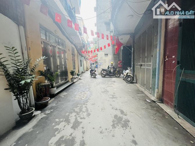 KHƯƠNG THƯỢNG-50M RA TRƯỜNG CHINH, GẦN 8 ĐẠI HỌC- DÒNG TIỀN - 6 tầng x MT3.6m GIÁ 5.5 TỶ