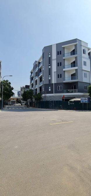 Chính chủ nhờ bán 175m đất liền kề KĐT Sài Đồng, Long Biên, Giá 220tr/m