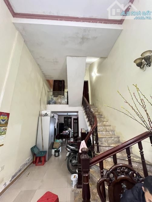 BÁN NHÀ CỰC PHẨM - - TRUNG TÂM NHẤT QUẬN CẦU GIẤY - TIẾP GIÁP BA ĐÌNH - SINH LỜI CỰC CAO - 1