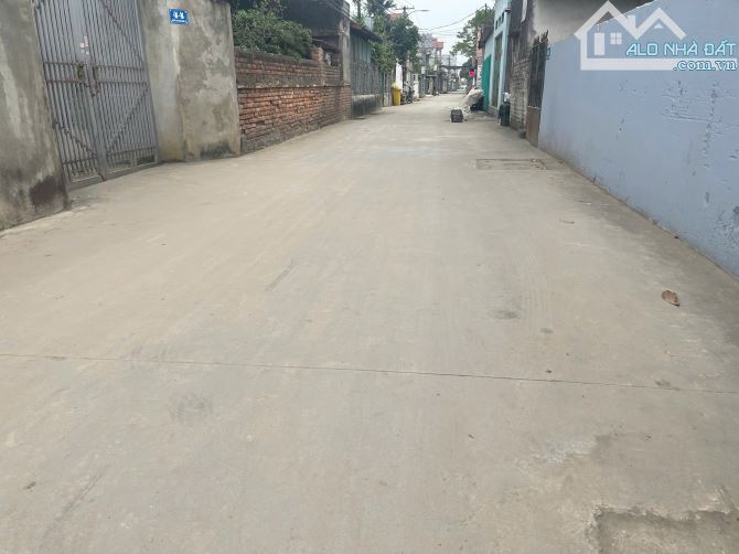 LÔ GÓC. OTO ĐỖ CỬA. MẶT TIỀN KHỦNG. TẠI QUANG MINH MÊ LINH - 1