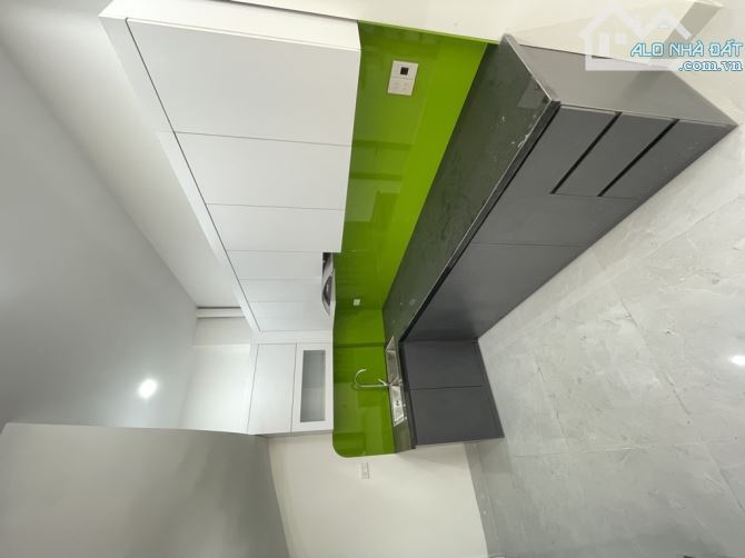 NHÀ MỚI THẠCH BÀN 34M - NGÕ NÔNG - 5 TẦNG 5,3Ty Ô TÔ ĐỖ GẦN - 1