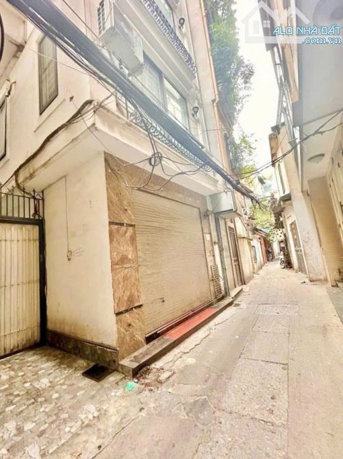 GIA ĐÌNH BÁN NHÀ NGÕ 79, PHỐ 8/3,LÔ GÓC, KD 32M2, 5 TẦNG, MT4M GIÁ 6.2 TỶ - 1