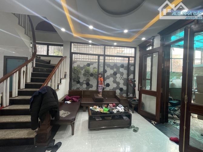 Bán nhà phố Trịnh Đình Cửu , ngõ thông , tương lai mặt phố dt 70m x 5T x 10,5 tỷ - 1