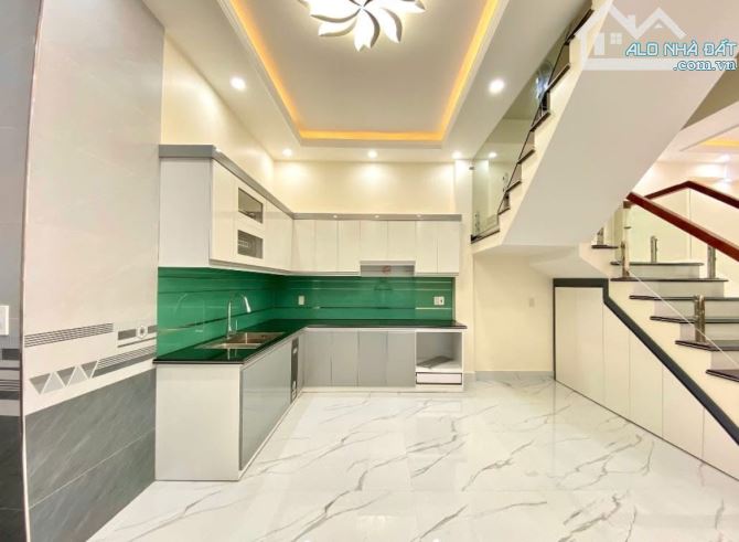 Bán nhà 4 tầng Lâm Tường, Trần Nguyên Hãn, Lê Chân, 67m2, chỉ 5.7tỷ - 1